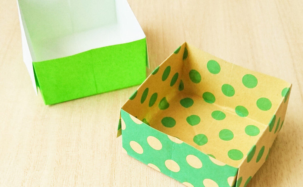超簡単 長方形の紙で作る 折り紙の箱 の作り方 Weboo ウィーブー 暮らしをつくる