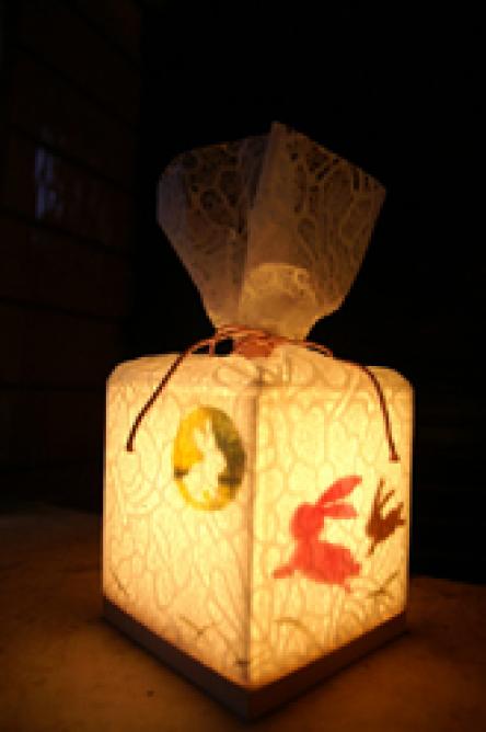 癒される灯り 和紙で作るランプシェードが素敵 Weboo ウィーブー 暮らしをつくる