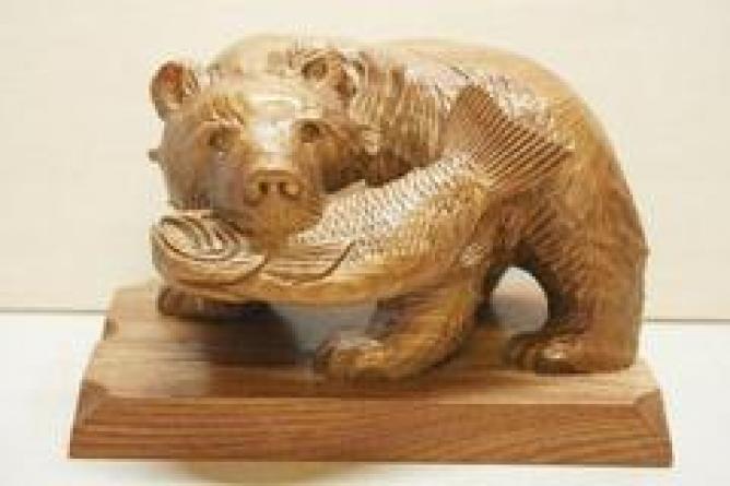 まさかこんなに可愛いとは 北海道の木彫り熊をペイントしてみた Weboo ウィーブー 暮らしをつくる
