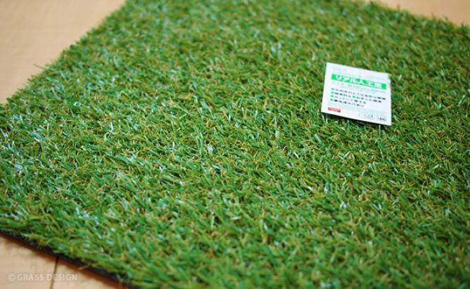 人工芝をインテリアに 100均の人工芝で作るおしゃれ空間 Weboo ウィーブー 暮らしをつくる
