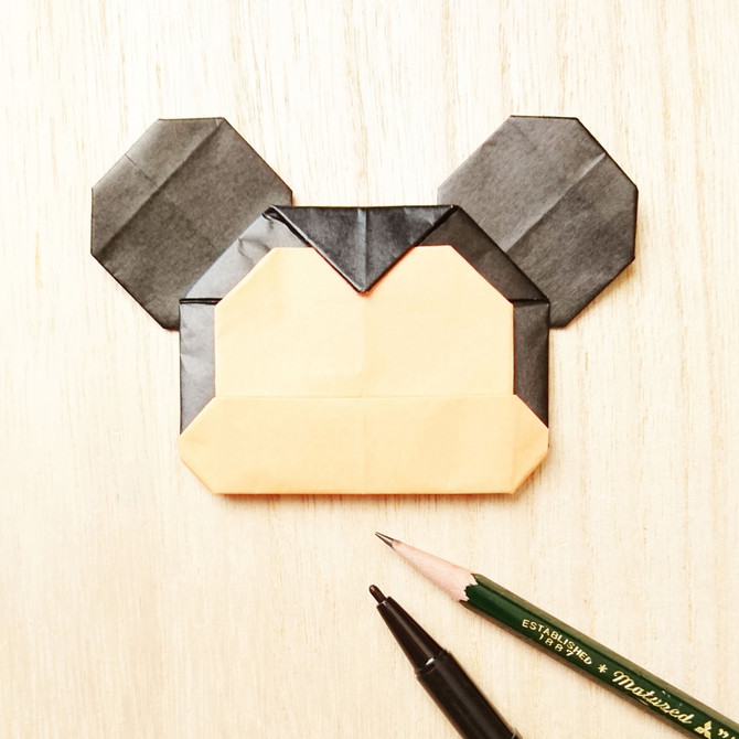 折り紙で作る ミッキーマウス の折り方 Weboo ウィーブー 暮らしをつくる