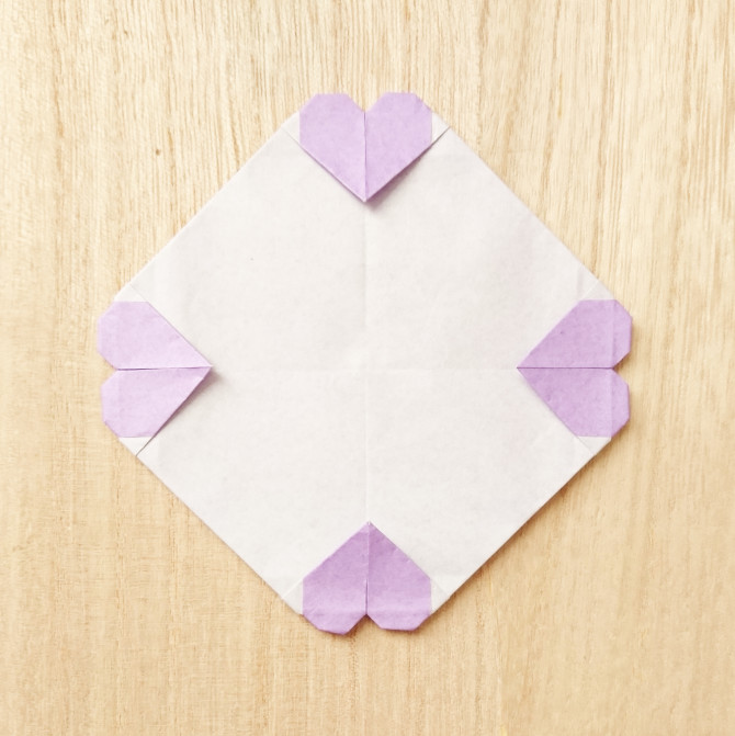 折り紙1枚でもok カワイイ ハートのフォトフレーム の作り方 Weboo ウィーブー 暮らしをつくる