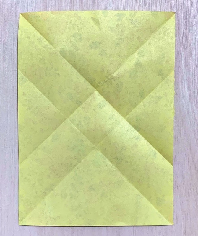 折り紙 長方形の紙で折る丈夫な箱の折り方 Weboo ウィーブー 暮らしをつくる