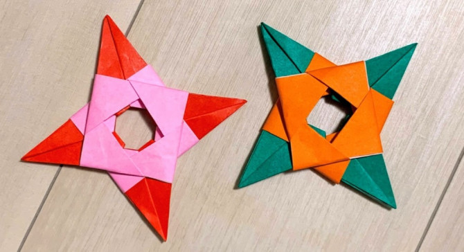 折り紙 折り紙8枚で作る 本物そっくりな 手裏剣 の折り方 Weboo ウィーブー 暮らしをつくる