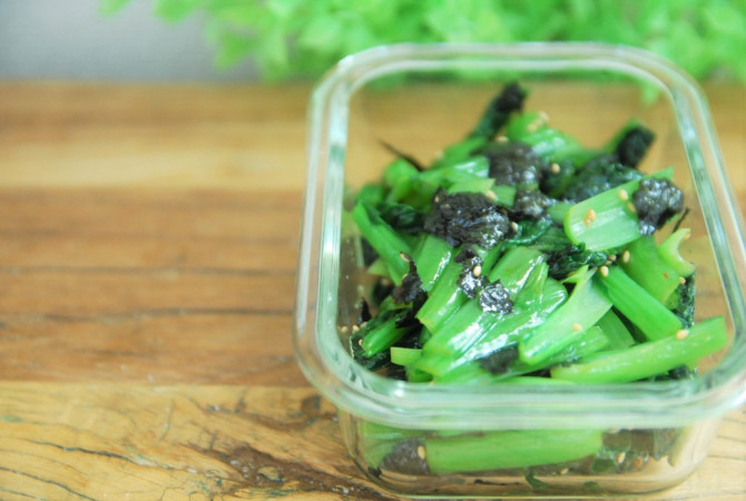 海苔風味で子供も食べやすい野菜料理レシピ 作り置き小松菜ナムル Weboo ウィーブー 暮らしをつくる