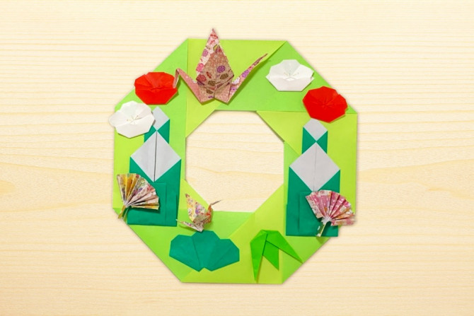 折り紙でお正月飾りリースを作ろう 簡単でおしゃれな折り方もご紹介 Weboo ウィーブー 暮らしをつくる