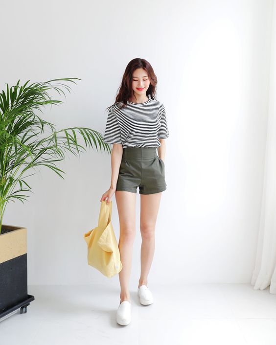 韓国のモデルさんがかわいすぎる 服をおしゃれに着こなす韓国モデル Weboo ウィーブー 暮らしをつくる