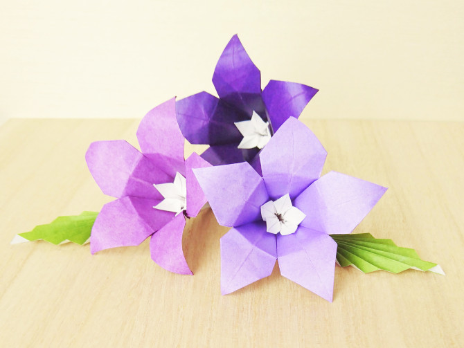 折り紙の花 平面 立体の作り方まとめ 1枚で作る簡単な折り方から本格派アイデア Weboo ウィーブー 暮らしをつくる